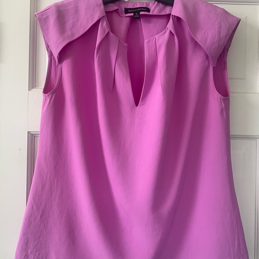 Banana Republic cap sleeve blouse, Size S